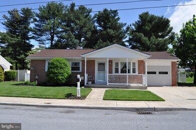 313 Taney Dr, Taneytown, MD 21787 - photo 2