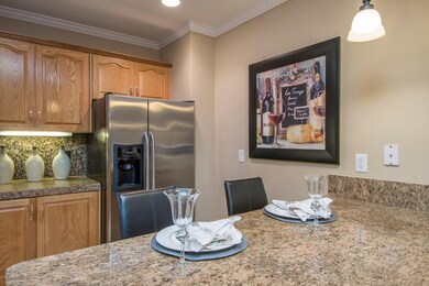 Kitchen breakfast bar
