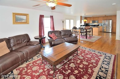 605 S Maple Ave, Purcellville, VA 20132 - photo 6