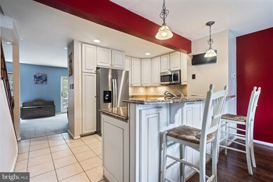 3310 Stone Heather Ct, Herndon, VA 20171 - photo 7