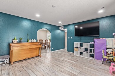 5813 Halifax Ave, Las Vegas, NV 89107 - photo 3
