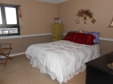 4234 N Main St unit 503, Fall River, MA 02720 - photo 7