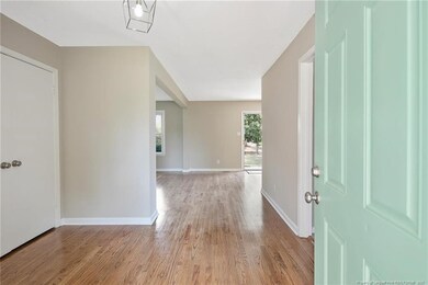 345 Lochstone Ct, Fayetteville, NC 28303 - photo 5