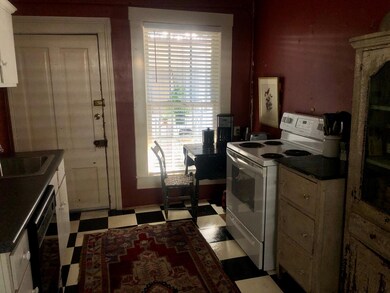 411 W Broadway St, Frankfort, KY 40601 - photo 6