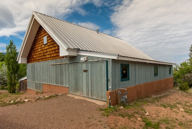 686 State Highway 165, Placitas, NM 87043 - photo 5