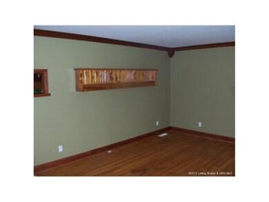 3310 Crestwood Dr, New Albany, IN 47150 - photo 2