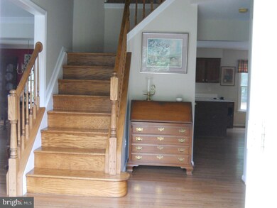 11037 Scotts Landing Rd, Laurel, MD 20723 - photo 2