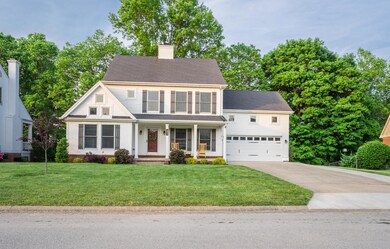 817 Isaac Shelby Cir E, Frankfort, KY 40601 - photo 4