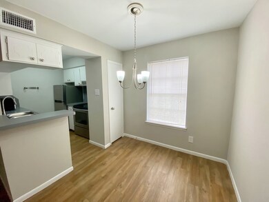 3902 Mandell St unit 7, Houston, TX 77006 - photo 6