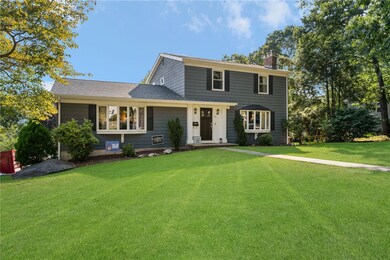 70 Sage Dr, Warwick, RI 02886 - photo 3