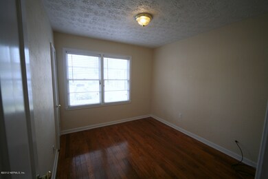 5350 Colonial Ave, Jacksonville, FL 32210 - photo 7