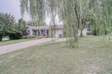 1226 Devonshire Ln, Rolla, MO 65401 - photo 2