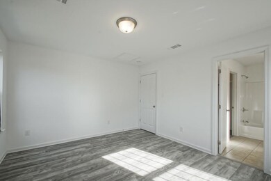 4822 Montegut Dr, New Orleans, LA 70126 - photo 7