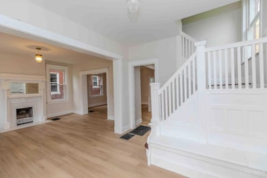 1537 Dixmont Ave, Cincinnati, OH 45207 - photo 3