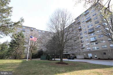 Radnor House unit 519, Bryn Mawr, PA 19010 - photo 2