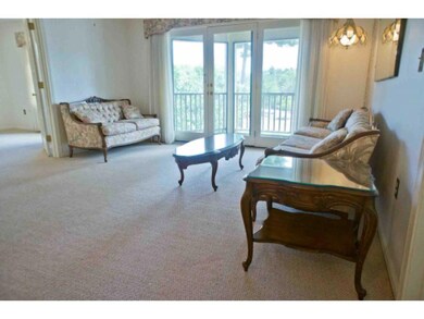 3 Bartemus Trail unit U306, Nashua, NH 03063 - photo 7