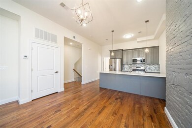 45 Bowers St unit 1, Jersey City, NJ 07307 - photo 4