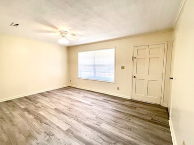 2303 Debbie Dr, Dothan, AL 36303 - photo 4