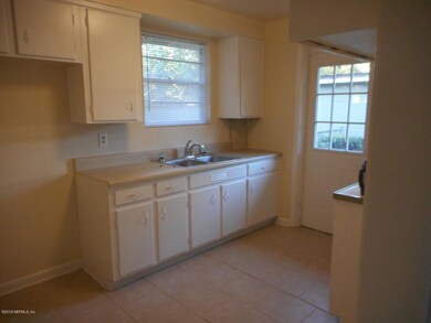 7104 Waikiki Rd, Jacksonville, FL 32216 - photo 5