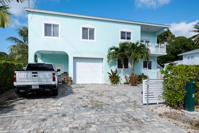 101725 Gray 875  la Paloma Rd HR dfp-27