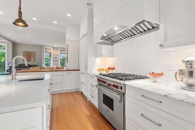 240 Mount Vernon St, West Newton, MA 02465 - photo 6