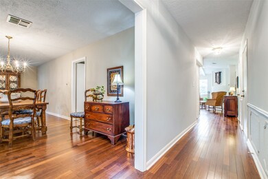 13830 Britoak Ln, Houston, TX 77079 - photo 4