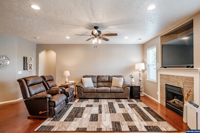 2428 Perfect Ln SW, Albany, OR 97321 - photo 6