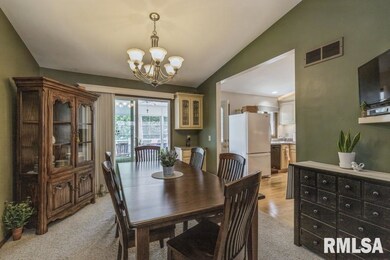 4241 Wittman Dr, Davenport, IA 52806 - photo 7