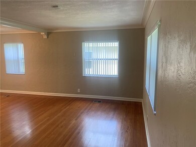 1400 15th St N, Saint Petersburg, FL 33704 - photo 5