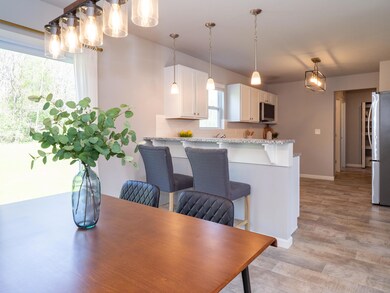 10374 Schrier Ln, Portage, MI 49024 - photo 7