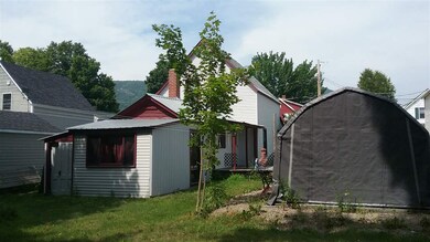 13 Pleasant St, Lincoln, NH 03251 - photo 5