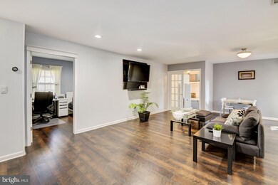 2711 Bartlett Ln, Bowie, MD 20715 - photo 4