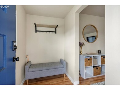 212 Picture St, Independence, OR 97351 - photo 6