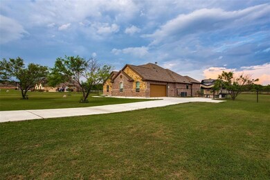 611 Dill Rd, Weatherford, TX 76085 - photo 5