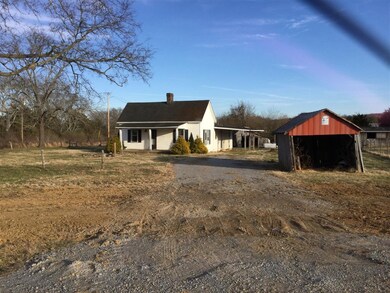 1005 Old Center Church Rd, Shelbyville, TN 37160 - photo 2