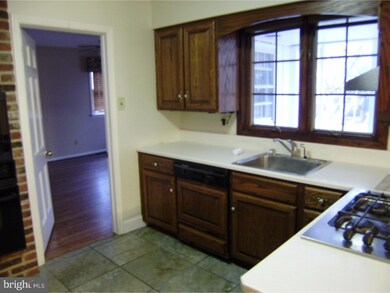 108 Old Orchard Rd unit RNT, Cherry Hill, NJ 08003 - photo 3