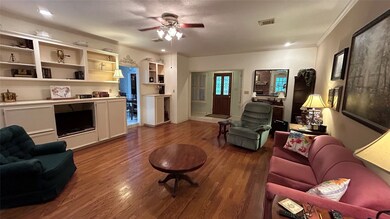 18911 Pheasant Ln, Tomball, TX 77377 - photo 4