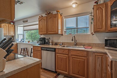 5388 Kane Creek Rd, Central Point, OR 97502 - photo 3