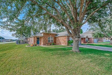 1210 Cambay Dr, Rosenberg, TX 77471 - photo 3