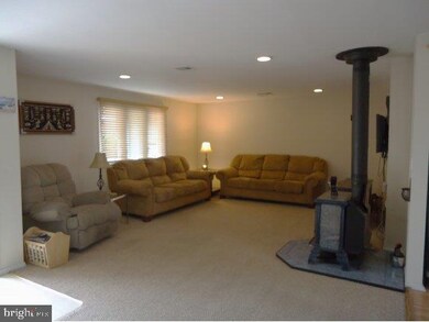 4 Hollywood Blvd N, Forked River, NJ 08731 - photo 2