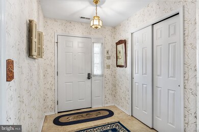 116 Hilltop Ct, Columbus, NJ 08022 - photo 5