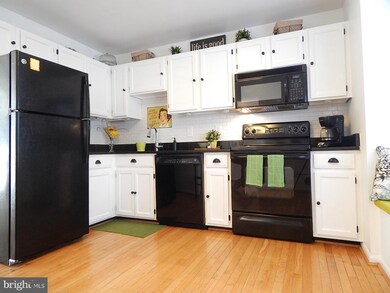 4199 Stockbridge Dr unit 9D, Dumfries, VA 22025 - photo 4