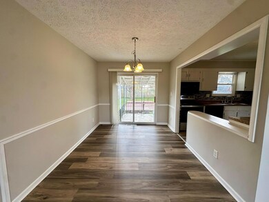 679 Edendale Ct, Columbus, OH 43207 - photo 5