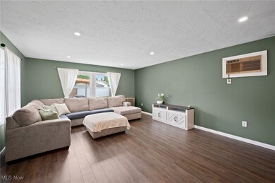 1843 Rush Rd, Wickliffe, OH 44092 - photo 4