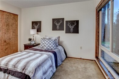 3838 W Mercer Way, Mercer Island, WA 98040 - photo 3