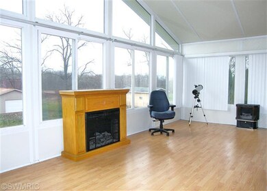 15112 Carpenter Rd, Three Oaks, MI 49128 - photo 5