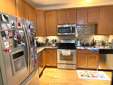 Wellington Crossing unit 5408, Waltham, MA 02452 - photo 4