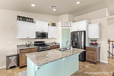 6 Kitchen