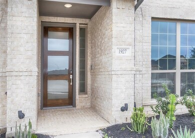 Enjoy the modern look of your stunning front door that comes with digital keyless entry. 
