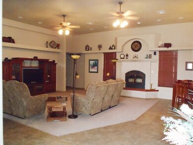 305 Camino Real, Alamogordo, NM 88310 - photo 5